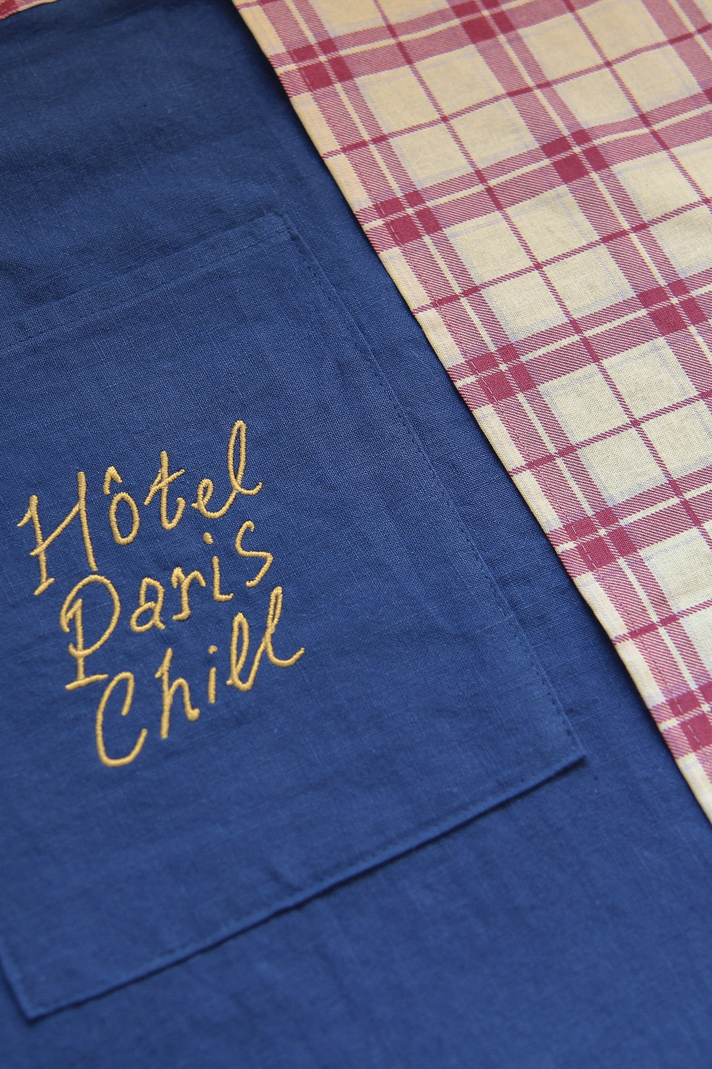 Standby Apron (Redwood)