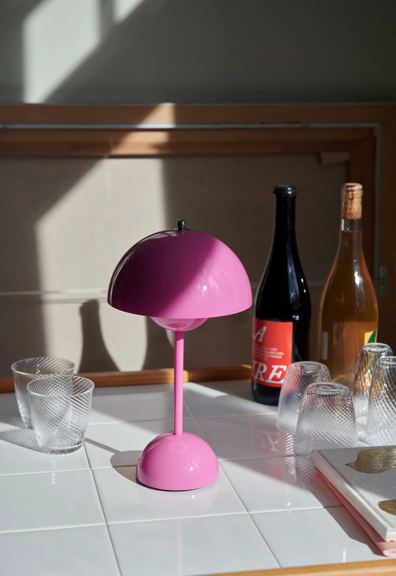Flowerpot Portable Table Lamp VP9 (Tangy Pink)
