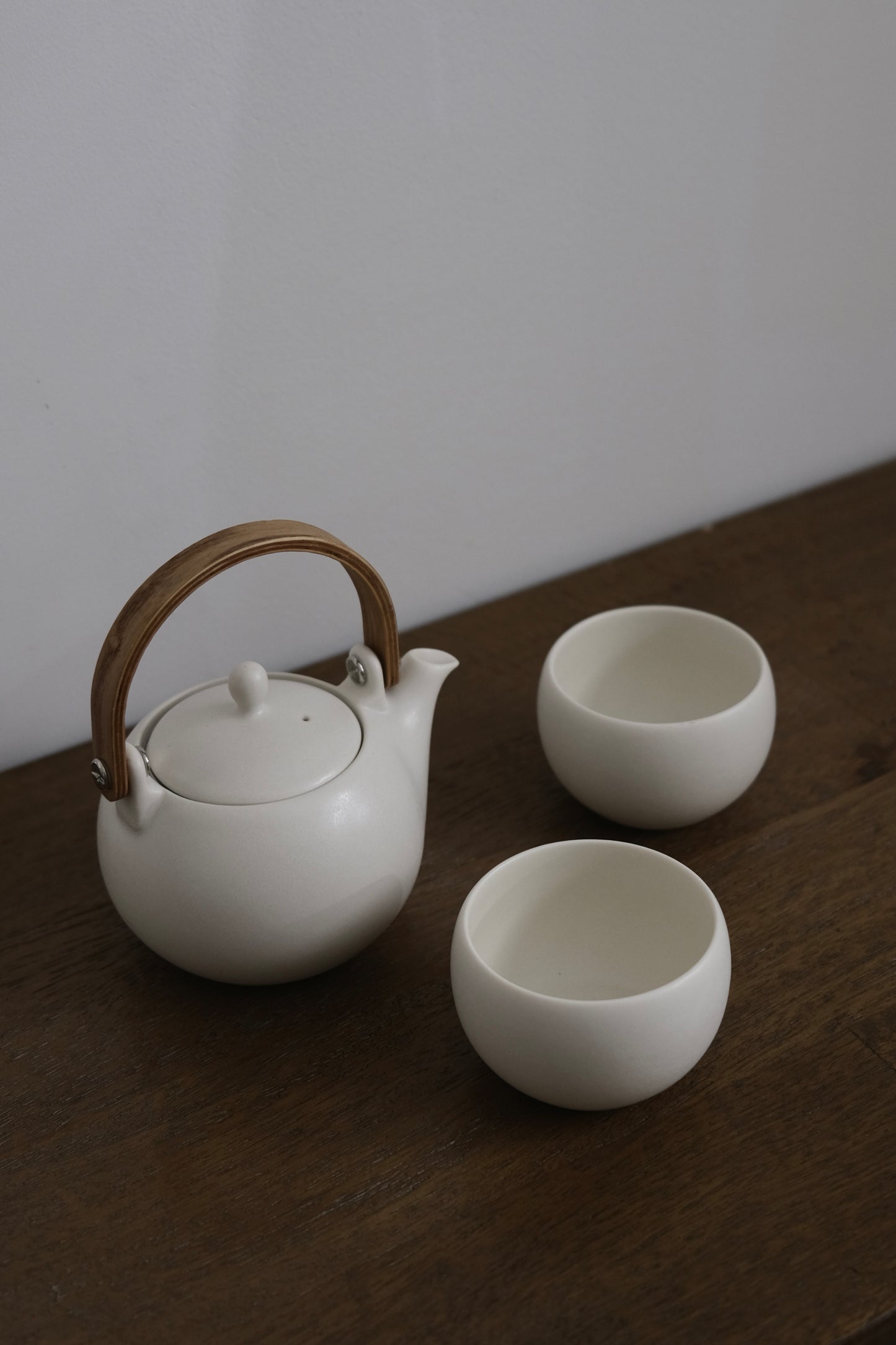 結 YUI Wooden Handle Teapot Set 600