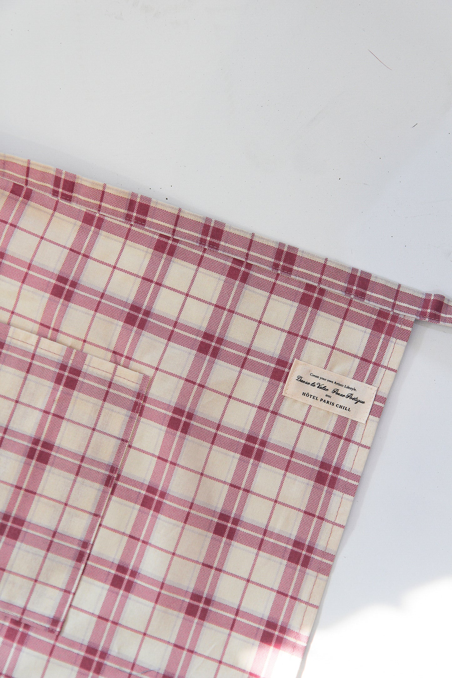 Standby Apron (Redwood)