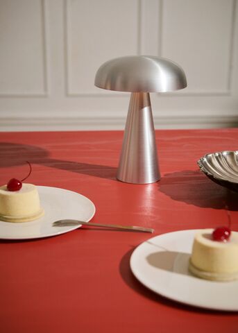 Como SC53 portable Table Lamp - Aluminium