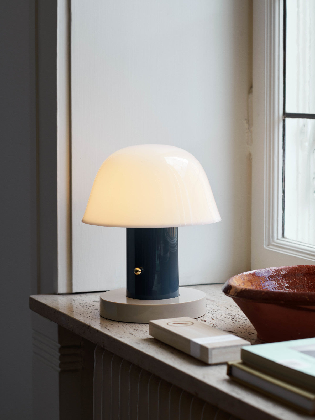 Setago Portable Lamp (Twilight and Sand)