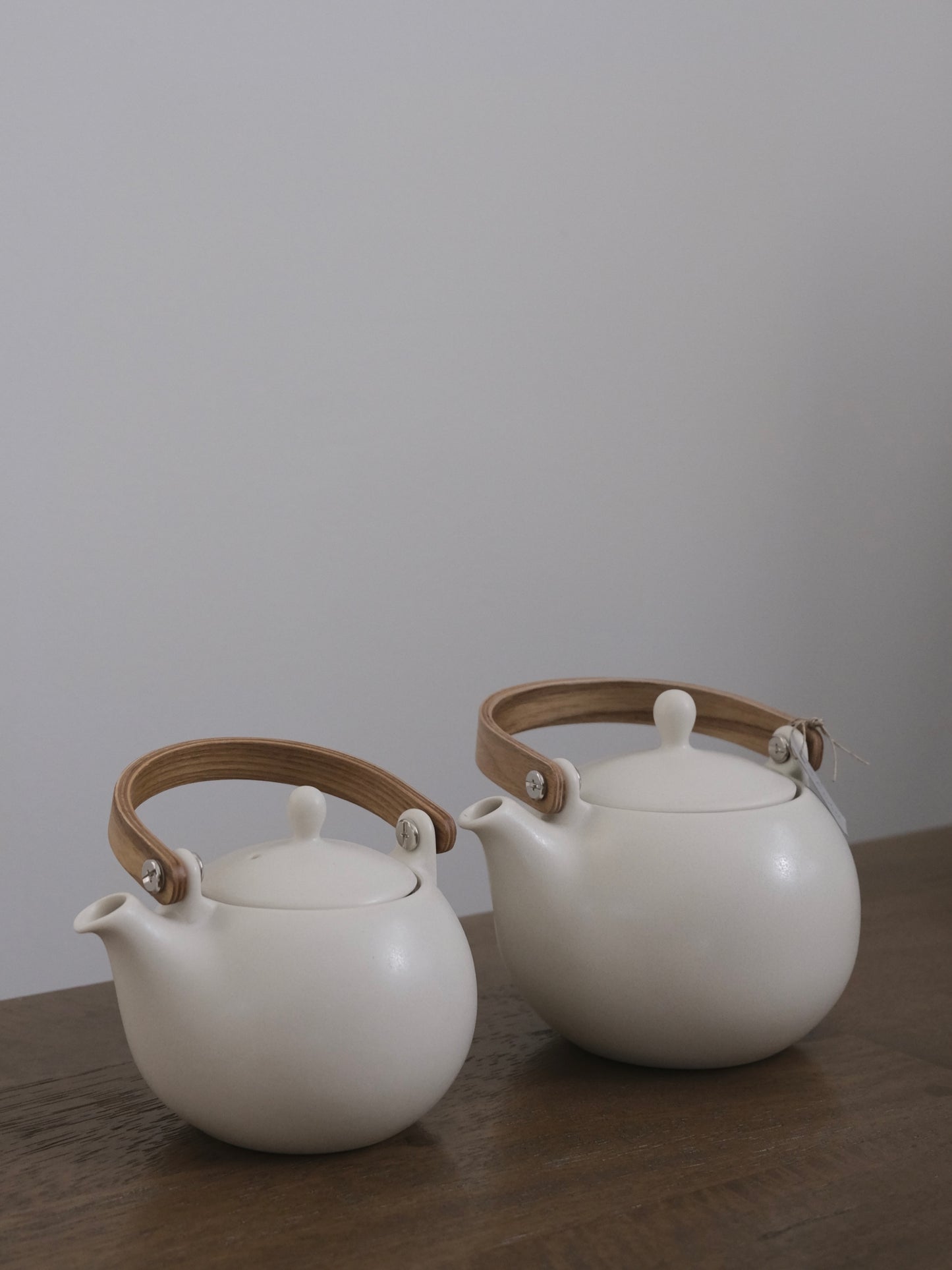 YUI Wooden Handle Teapot