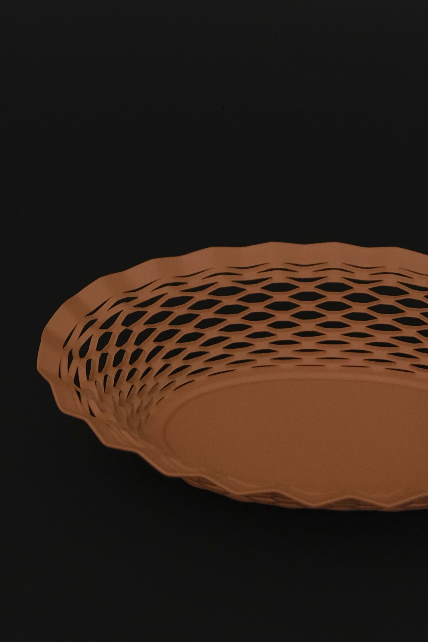 Old pink woven bread basket detail – Roger Orfevre artisan tableware