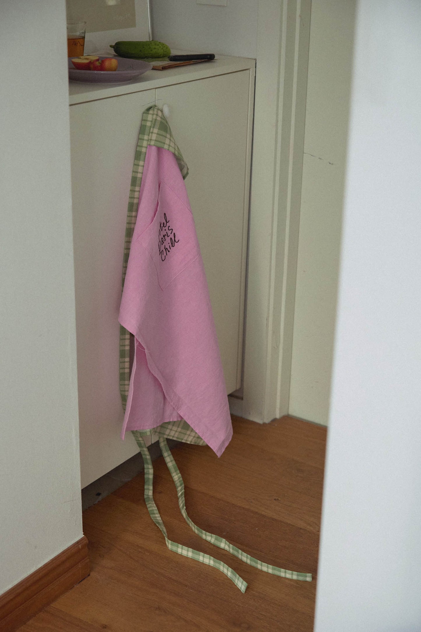 Standby Apron (Evergreen)