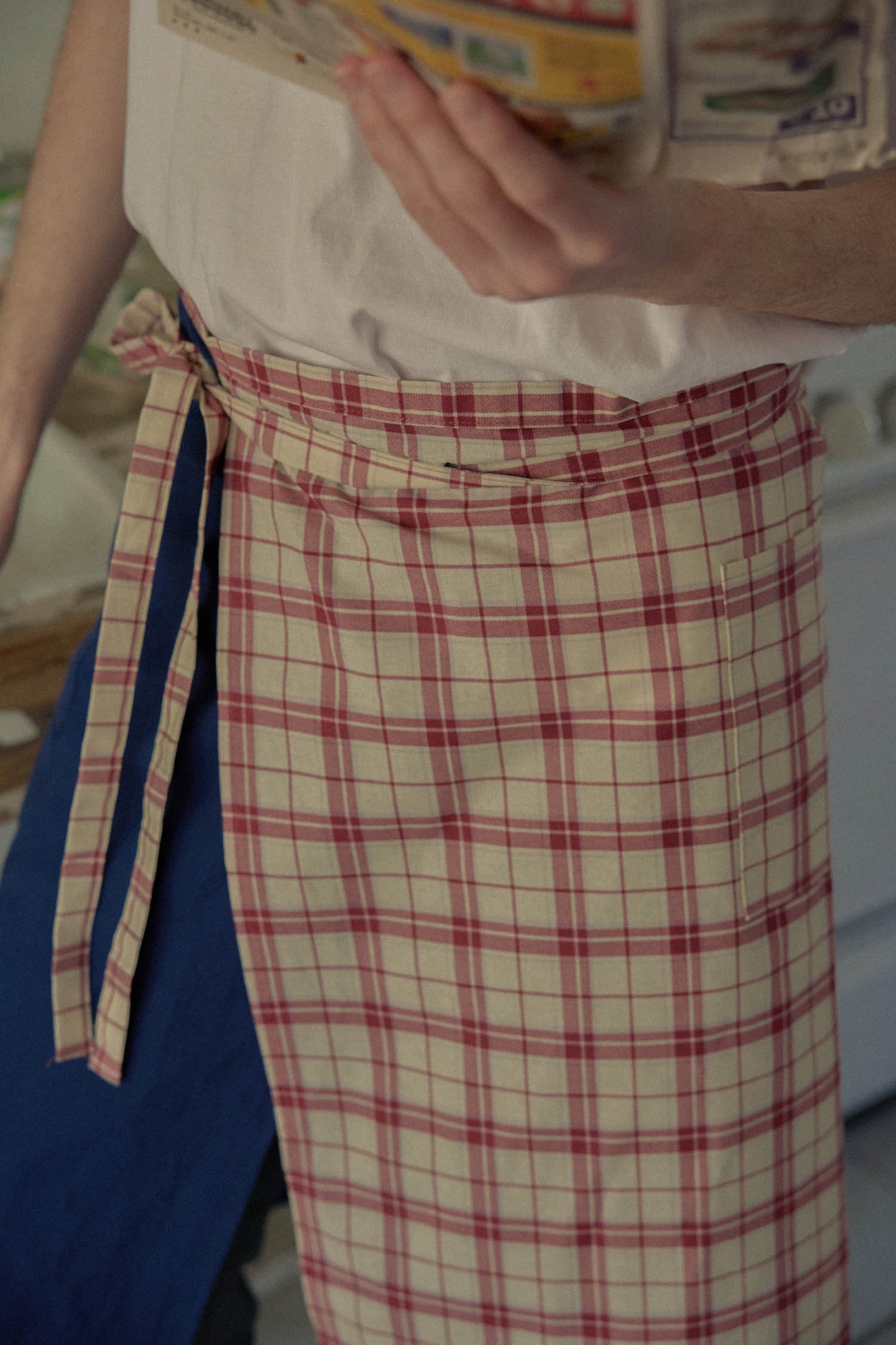 Standby Apron (Redwood)