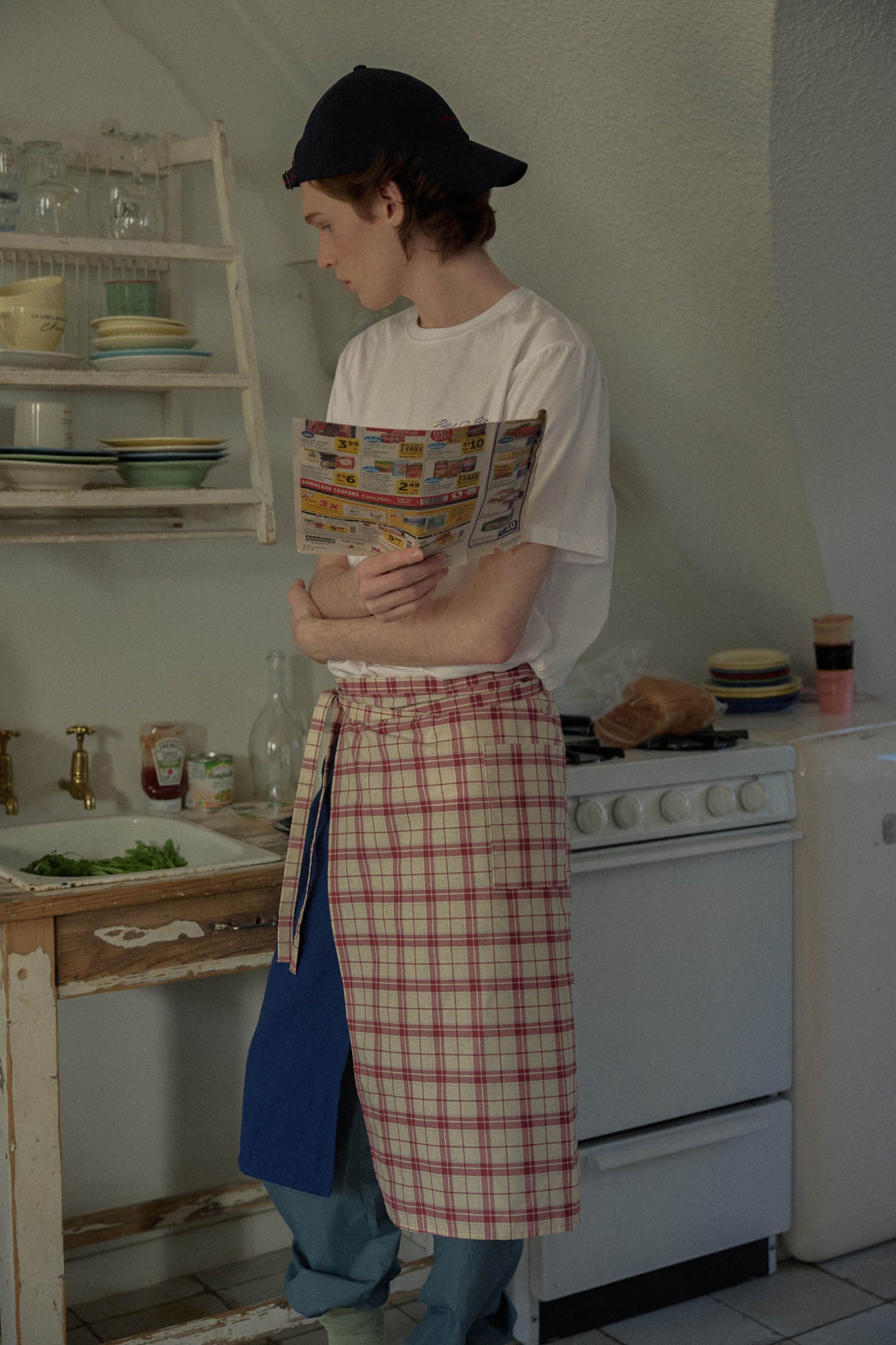 Standby Apron (Redwood)