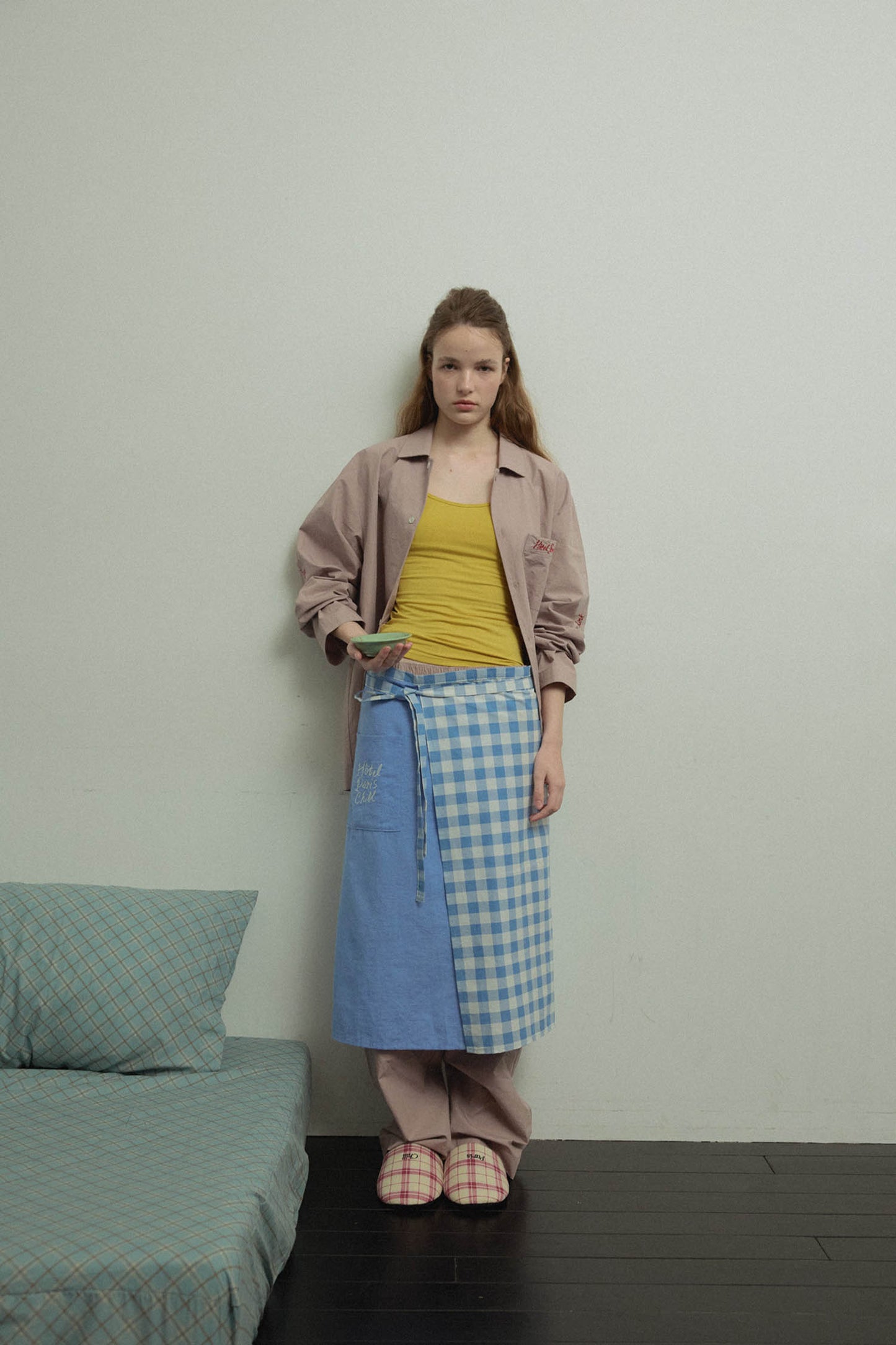 Standby Apron (Ripples)