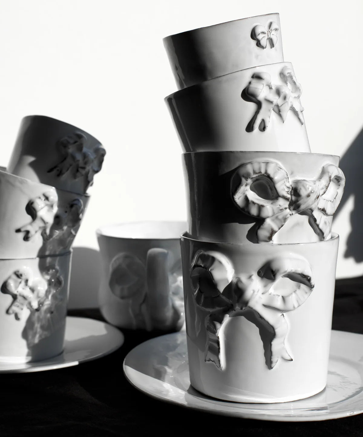 Marie-Antoinette ribbon tumbler