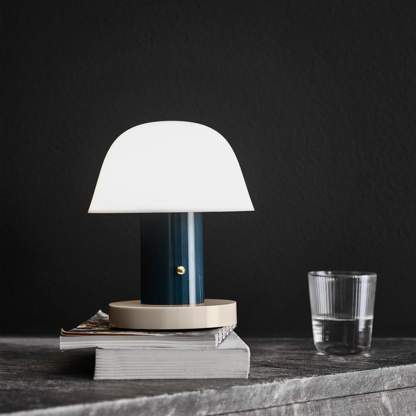 Setago Portable Lamp (Twilight and Sand)