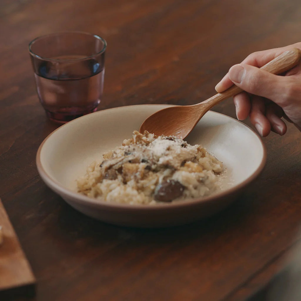 KINTO MUI ceramic plate, Japanese minimalist tableware – lifestyle photo