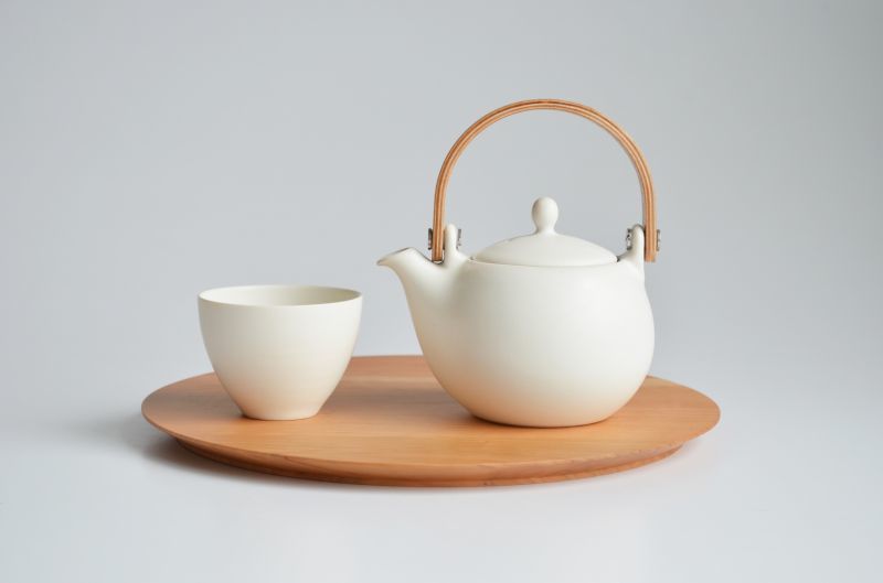 YUI Wooden Handle Teapot