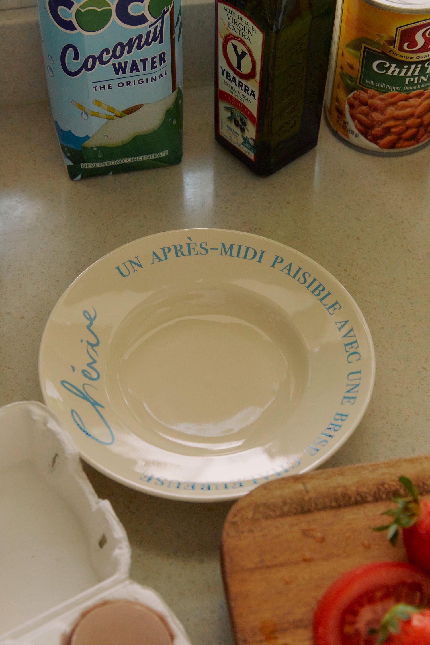 hotel827_serveware_plate